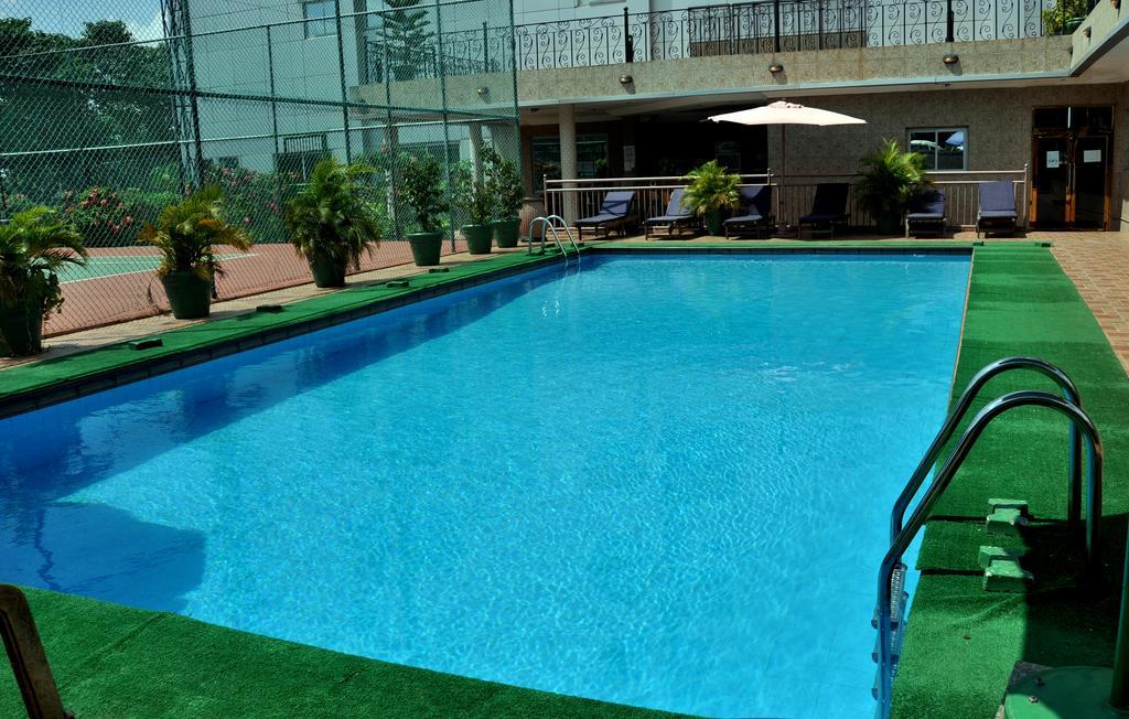 Chelsea Hotel Abuja Kültér fotó
