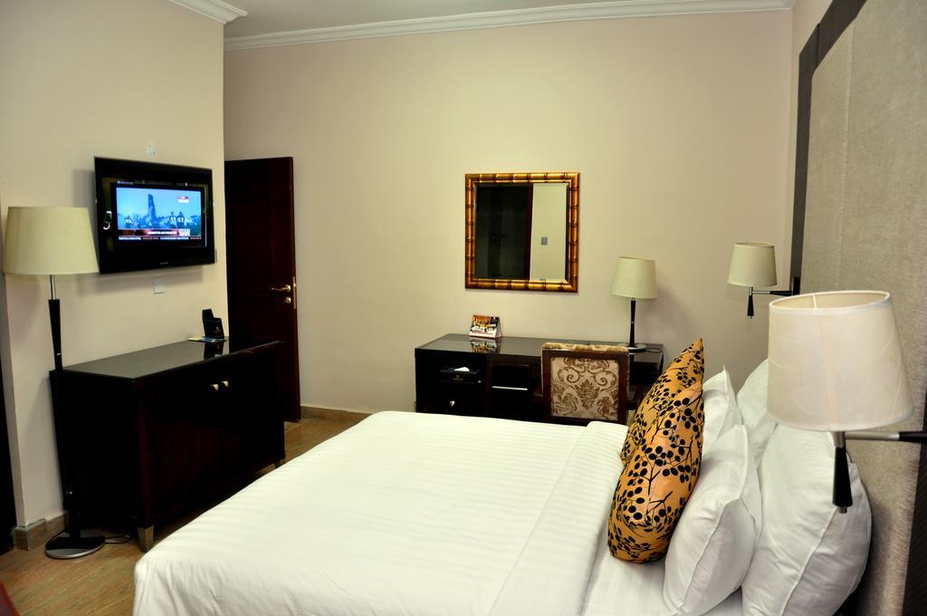 Chelsea Hotel Abuja Szoba fotó
