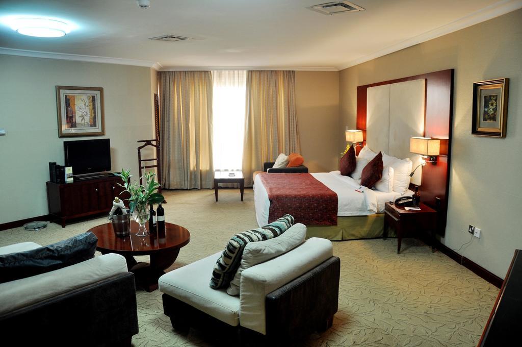 Chelsea Hotel Abuja Szoba fotó