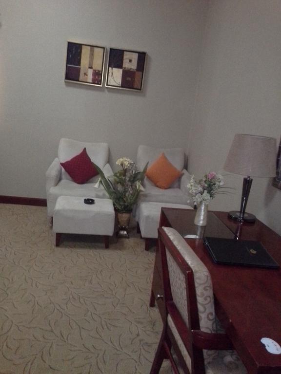 Chelsea Hotel Abuja Szoba fotó