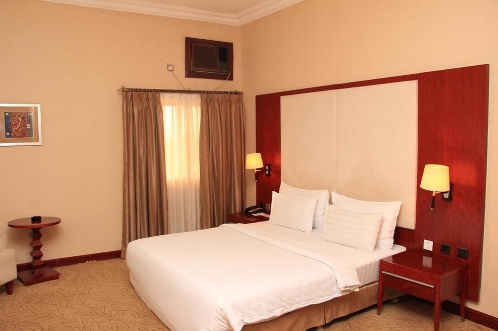 Chelsea Hotel Abuja Kültér fotó