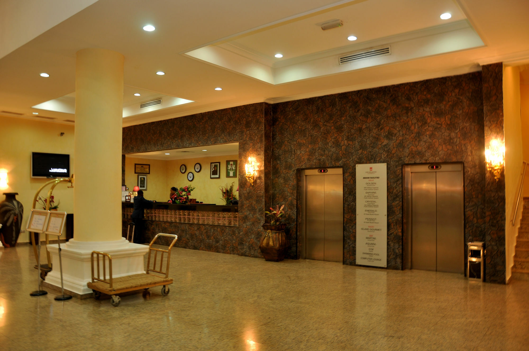 Chelsea Hotel Abuja Kültér fotó