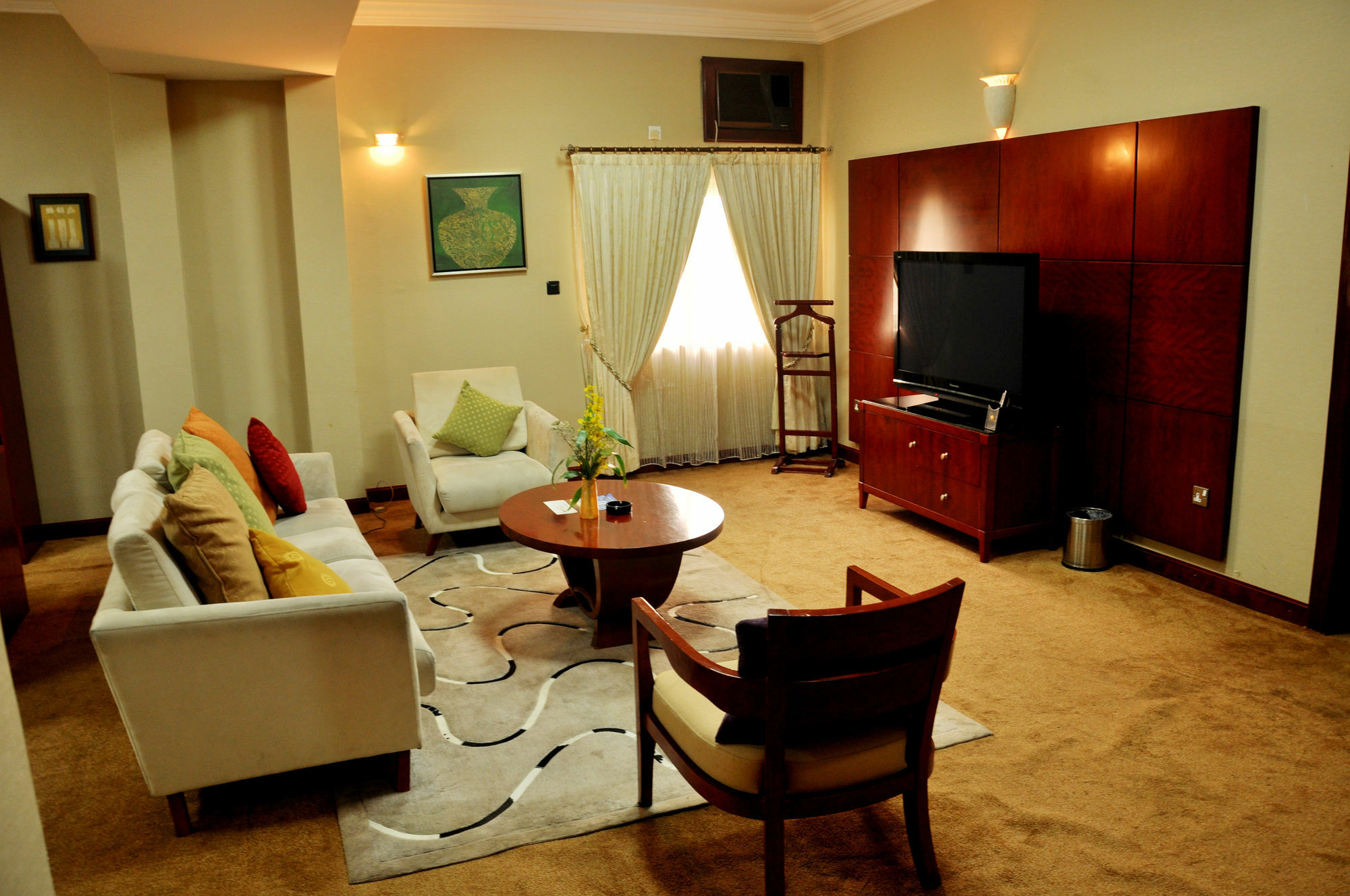 Chelsea Hotel Abuja Kültér fotó