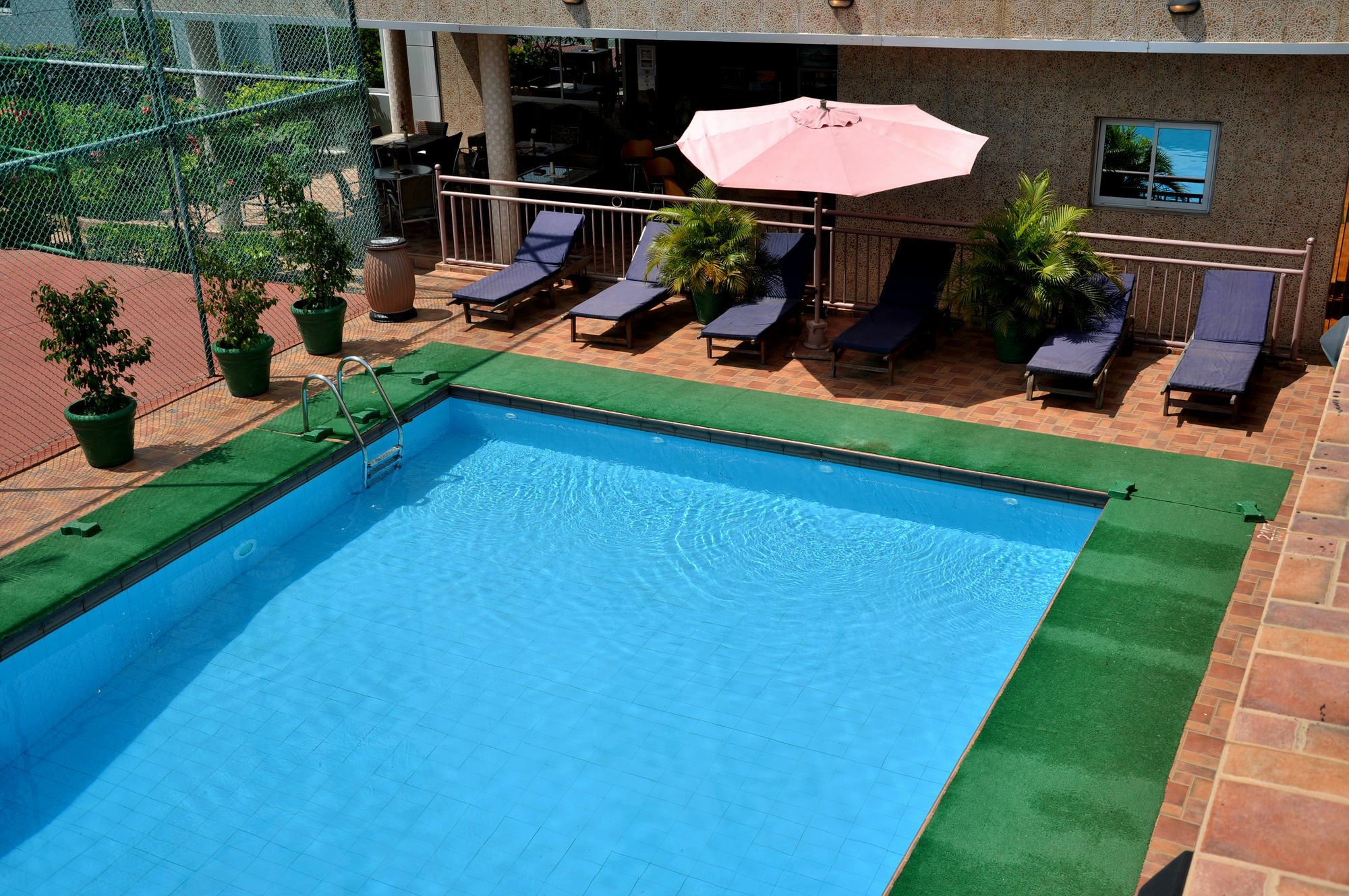 Chelsea Hotel Abuja Kültér fotó