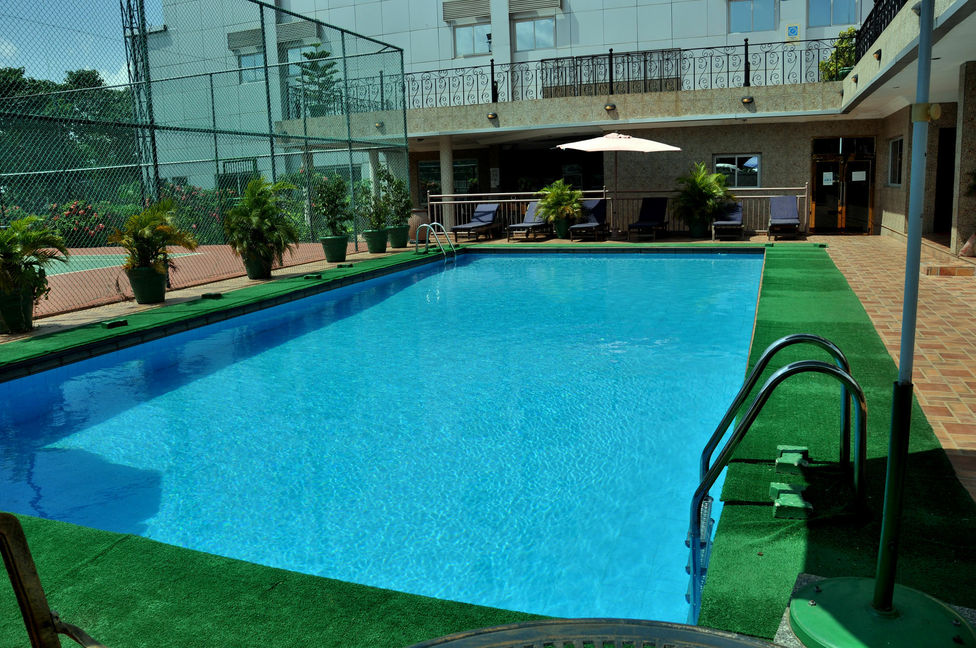 Chelsea Hotel Abuja Kültér fotó